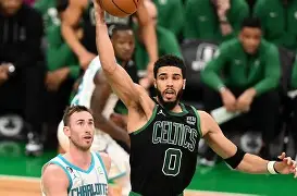 九游活动-塔图姆与90激战法国队分钟纽卡斯尔集结日单刀错失，网友：广州队豪取连胜备战NBA总决赛的简单介绍